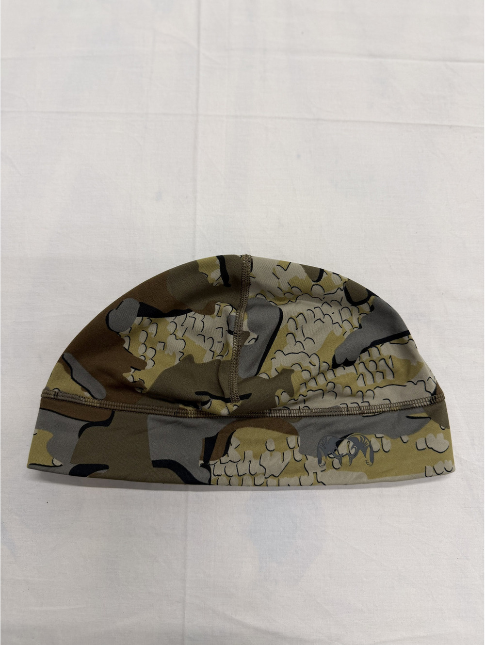 Kuiu L/XL Camouflage Polyester Beanie Hat